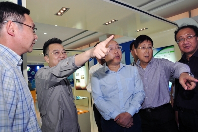 2014年10月8日，浙江省科技廳廳長周國輝一行蒞臨ag环亚集团指導